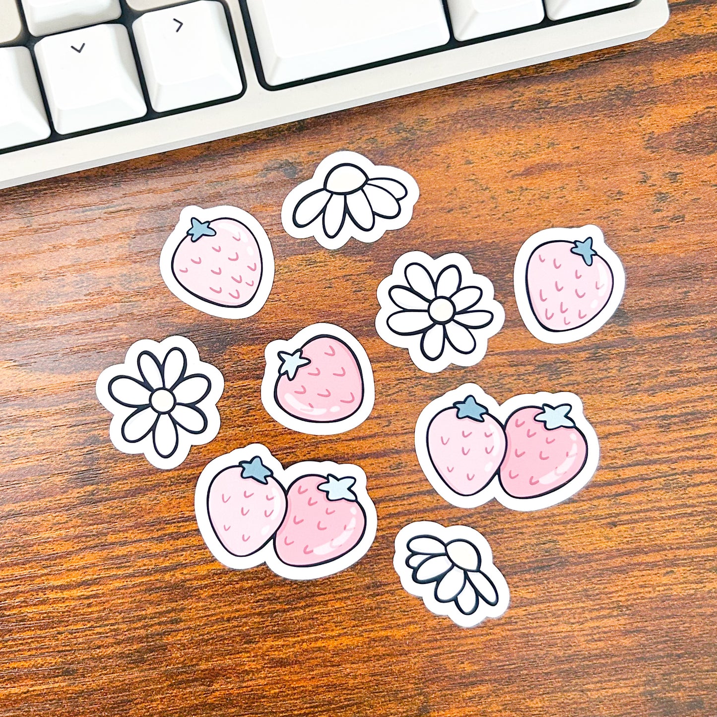 Mini Strawberries and Daisies Die Cut Bundle | Cardstock or Vinyl